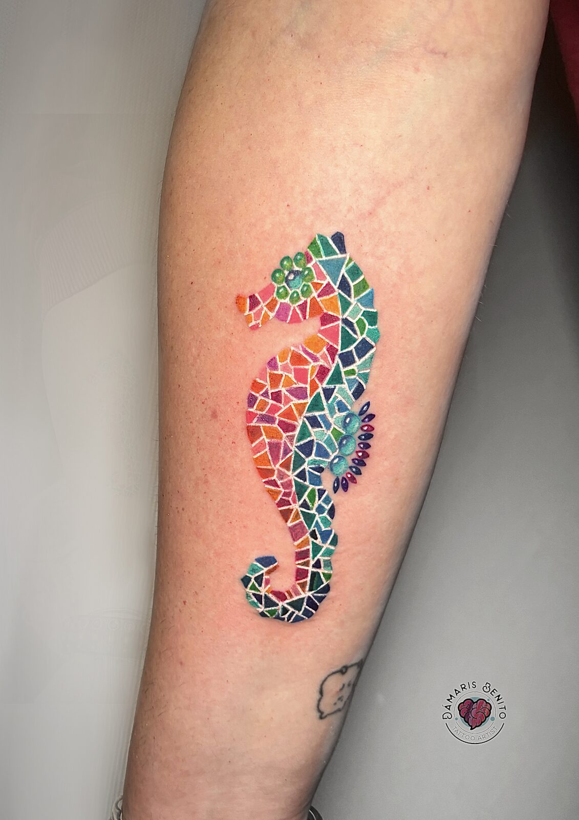 Tatuarse en verano en Barcelona: playa, sol y cicatrización